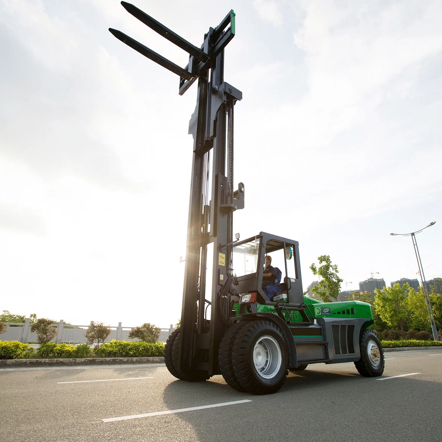 Venda directa de fábrica da marca Shanghai Vift a diesel de 15 16 toneladas Carro elevador com posicionador dos garfos de deslocação lateral