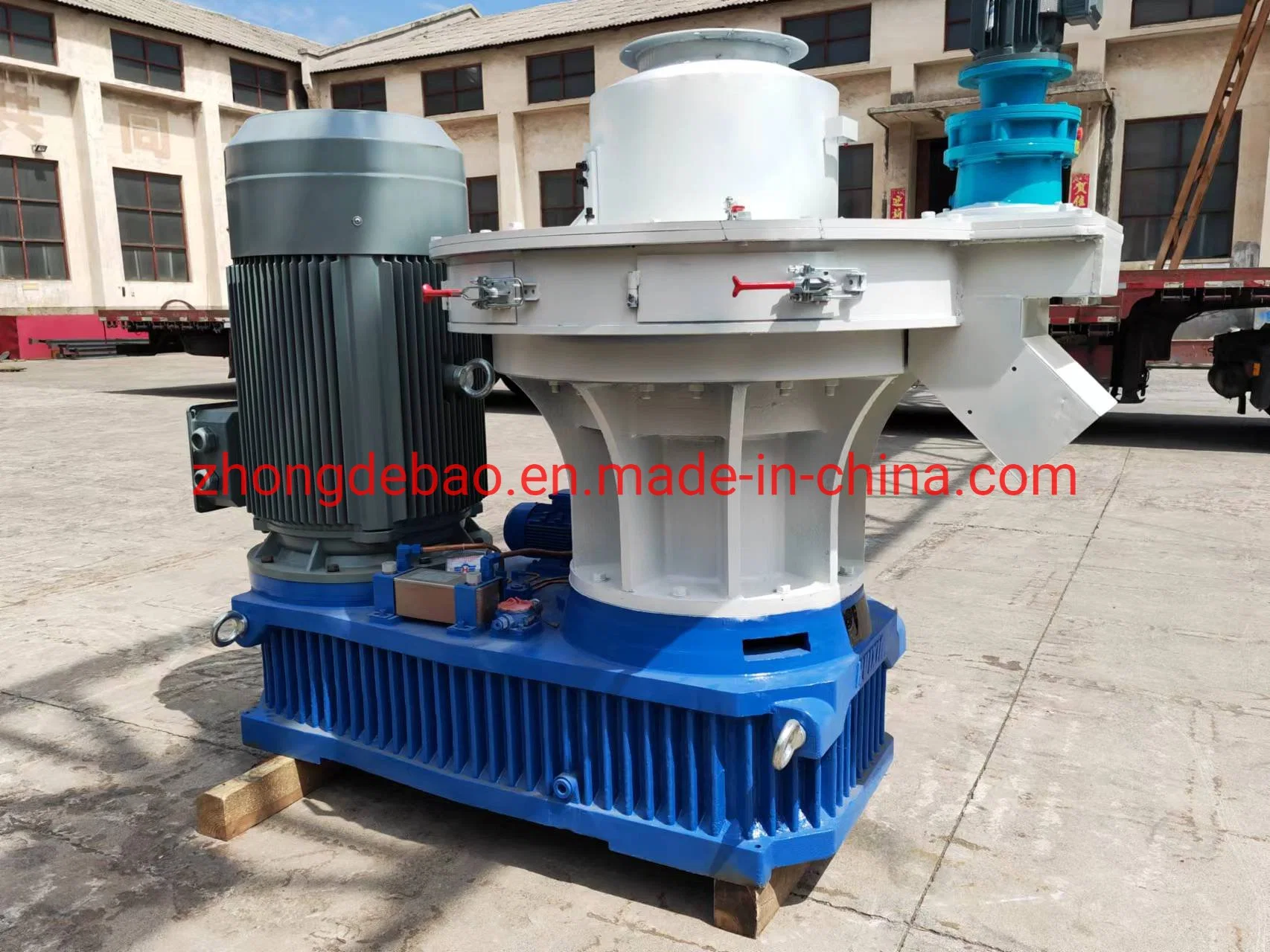 High Capacity 1-10 Tph Wood Saw Dust Rice Husk Pellet Making Machine Vertical Ring Die Wood Log Biomass Pellet Mill Wood Branches Pellet Maker with CE