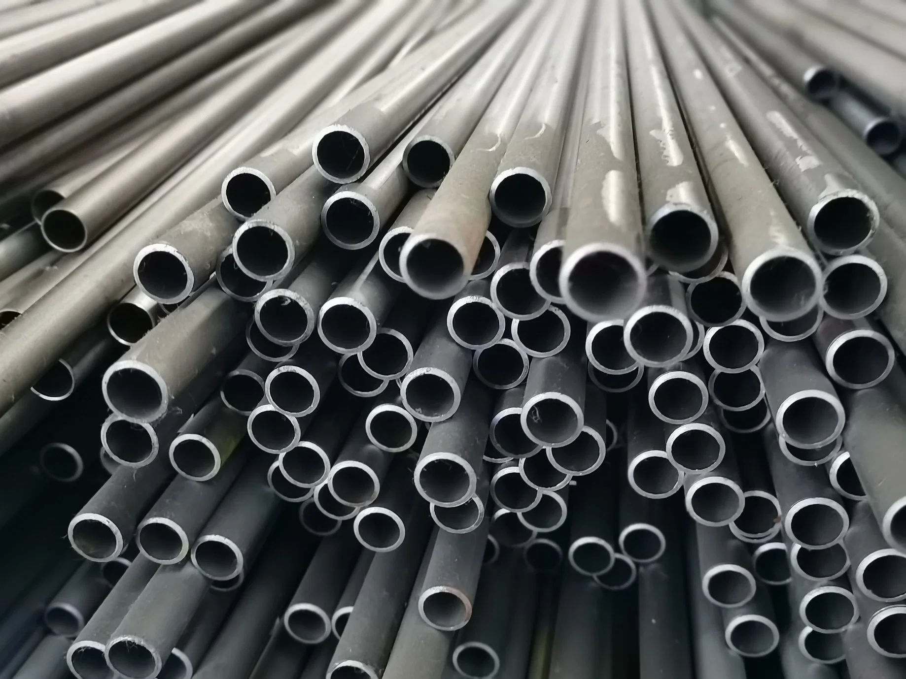 Cold Drawn Rolling Carbon Seamless Steel Pipe as Per St52