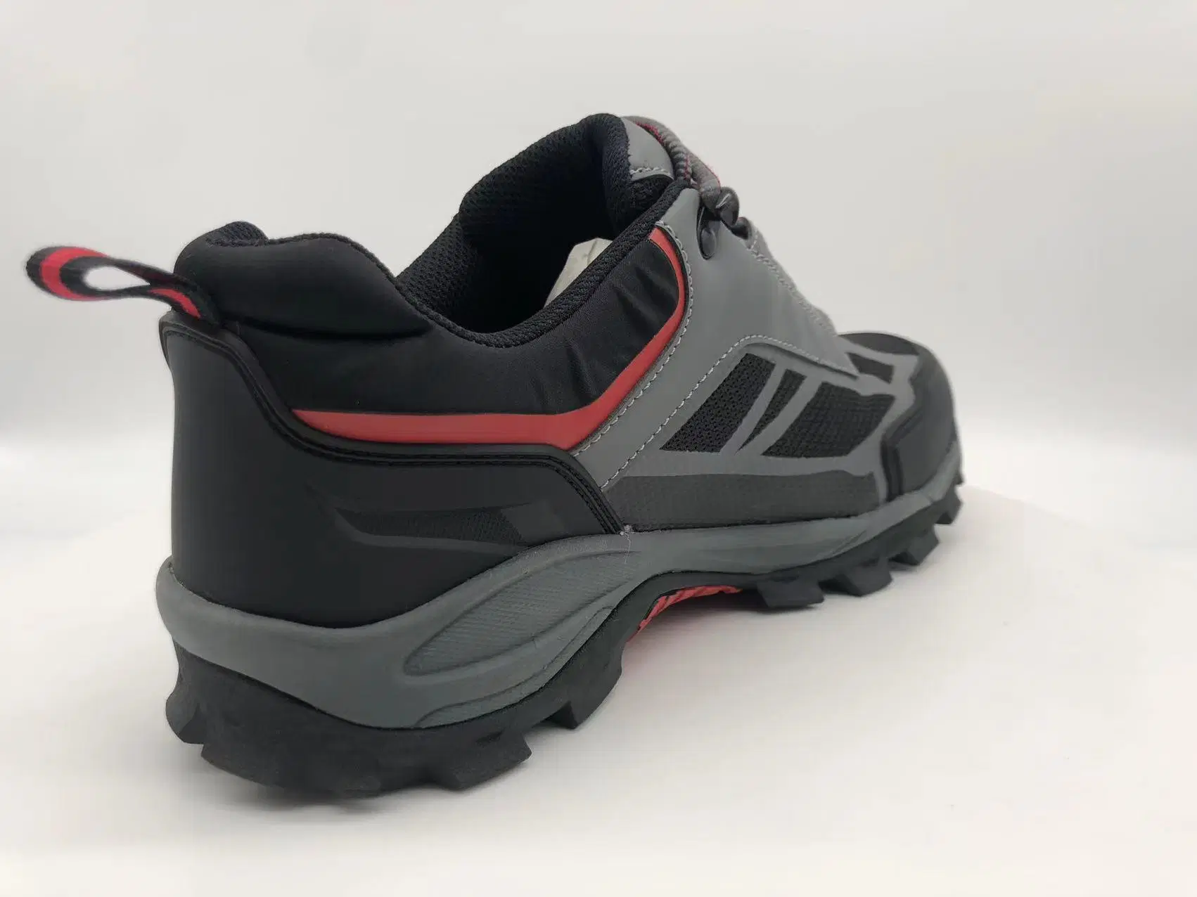 Nuevo estilo exterior deportivo de cuero Zapatos de seguridad con diseño Nice-Looking