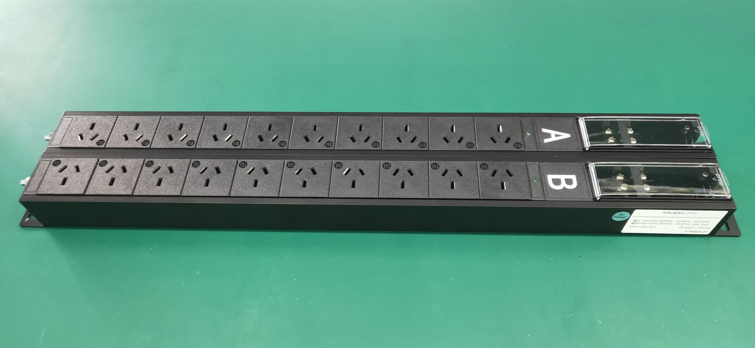 8 Ways 16A Power Distribution Units for Rack Cabinet