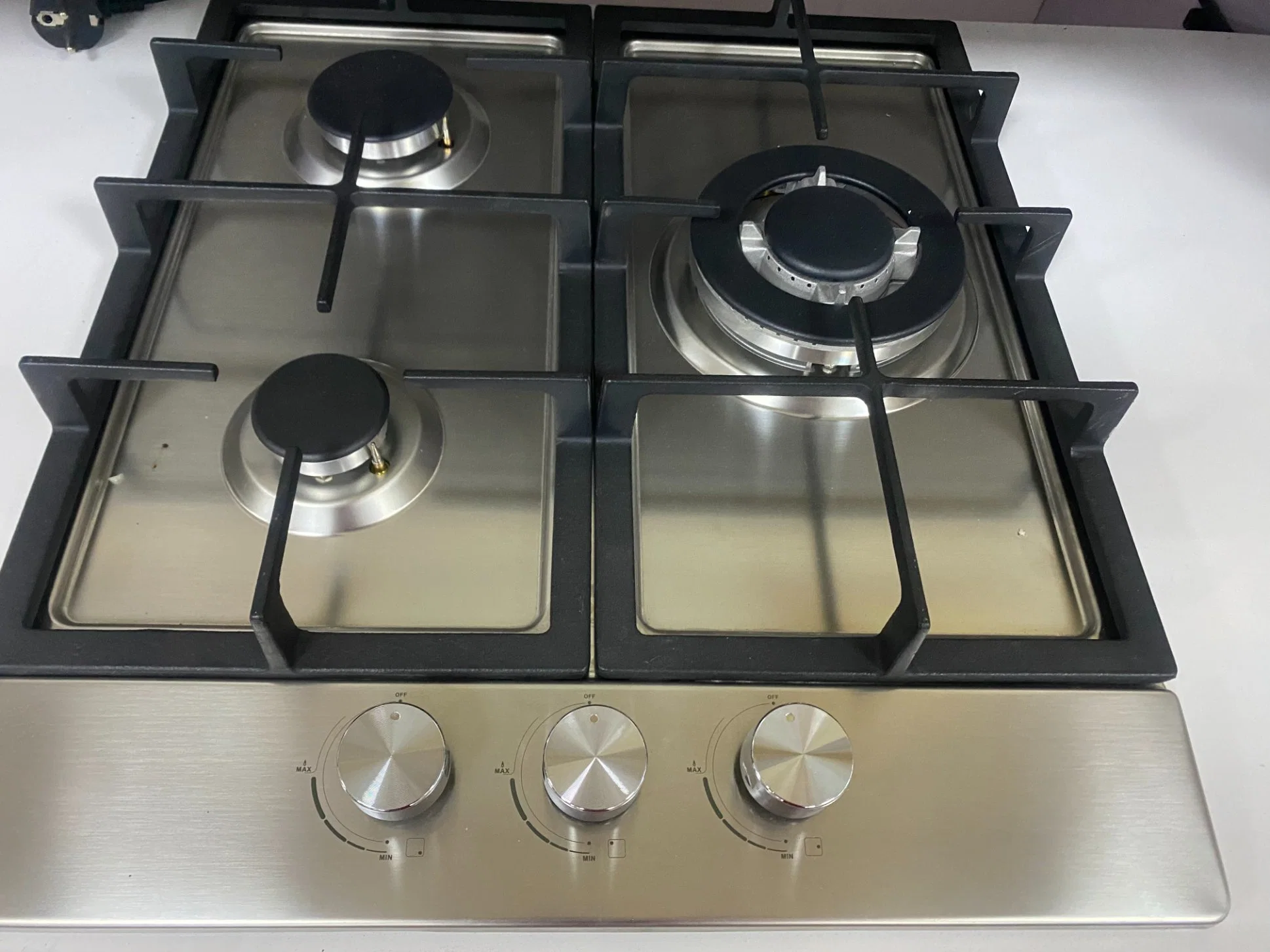 Venta caliente fogones Cocina integrada en el vidrio de 600cm Temperred 4 Burner estufa de gas