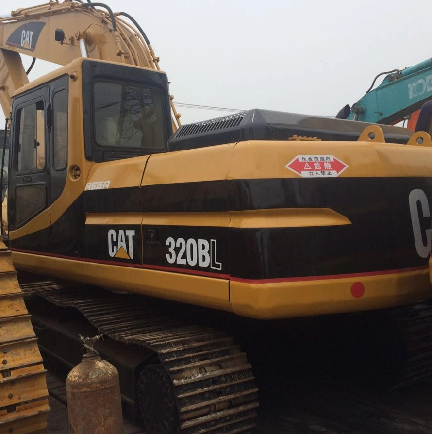 Un poco trabajado 20t de construcción robusta Maquinaria Usada, el Japón Excavadora Caterpillar excavadora sobre orugas usado Cat 320 320BL.