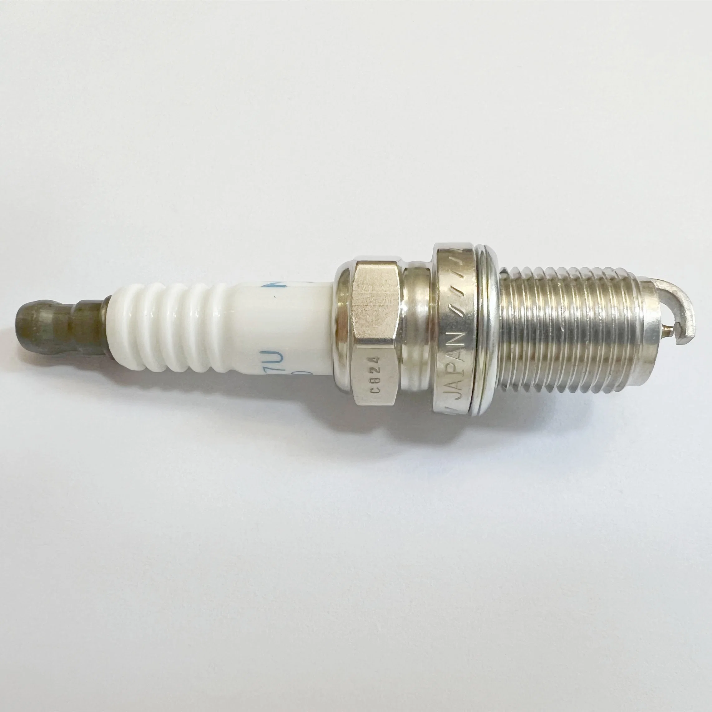 Original Quality Iridium Spark Plug Bujias Ifr7u-4D M2a00-3705002A for Natural Gas Engine