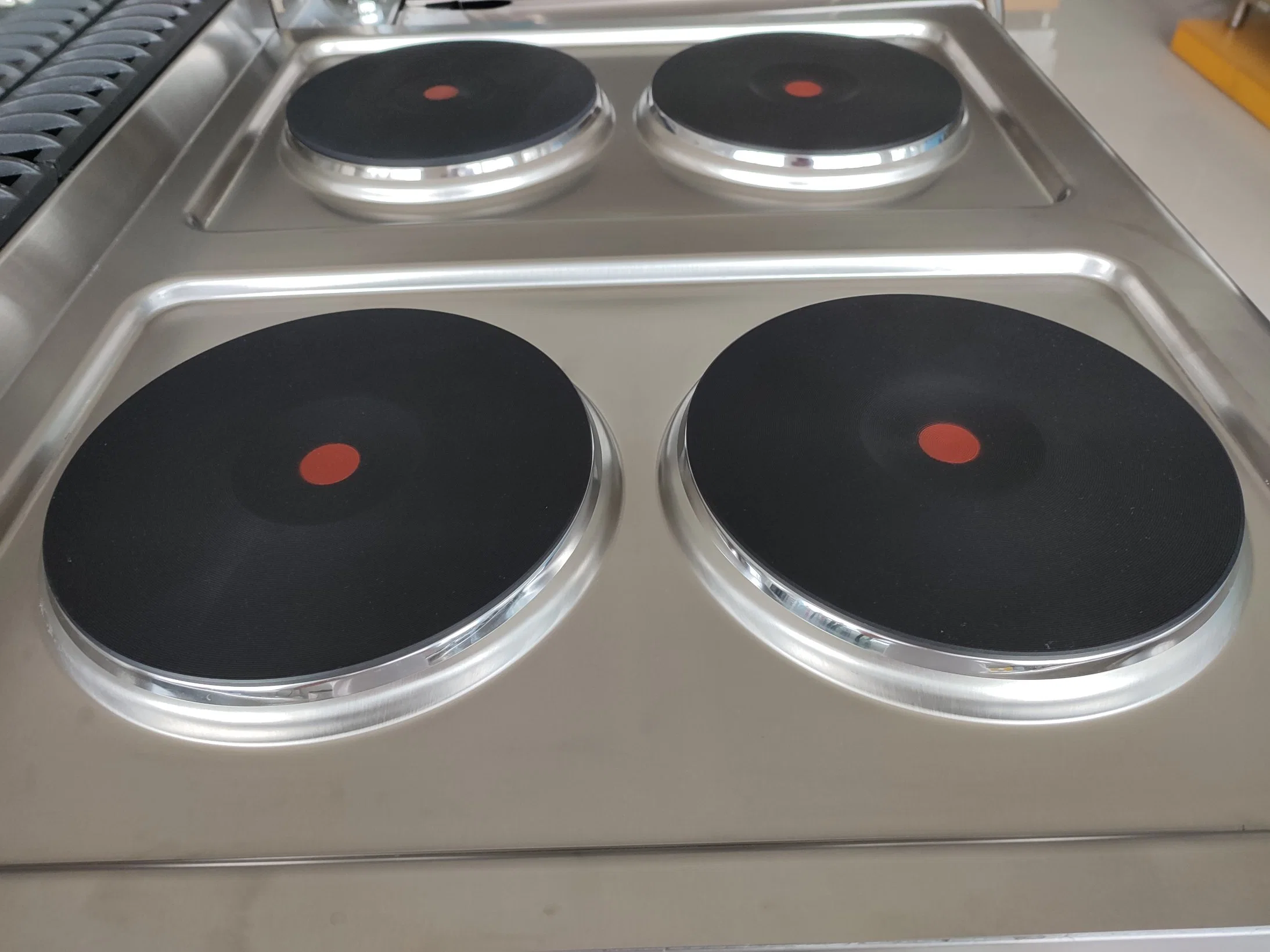 High quality/High cost performance Commercial Electric Hotplate with Electric Oven Eh-887b