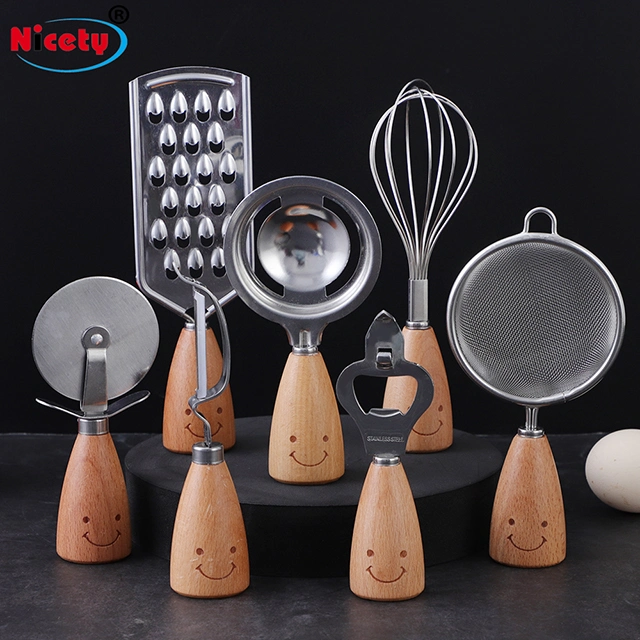 أدوات المطبخ أدوات المطبخ مقبض خشبي أدوات المائدة أدوات المائدة كعكة تحلية أدوات المائدة