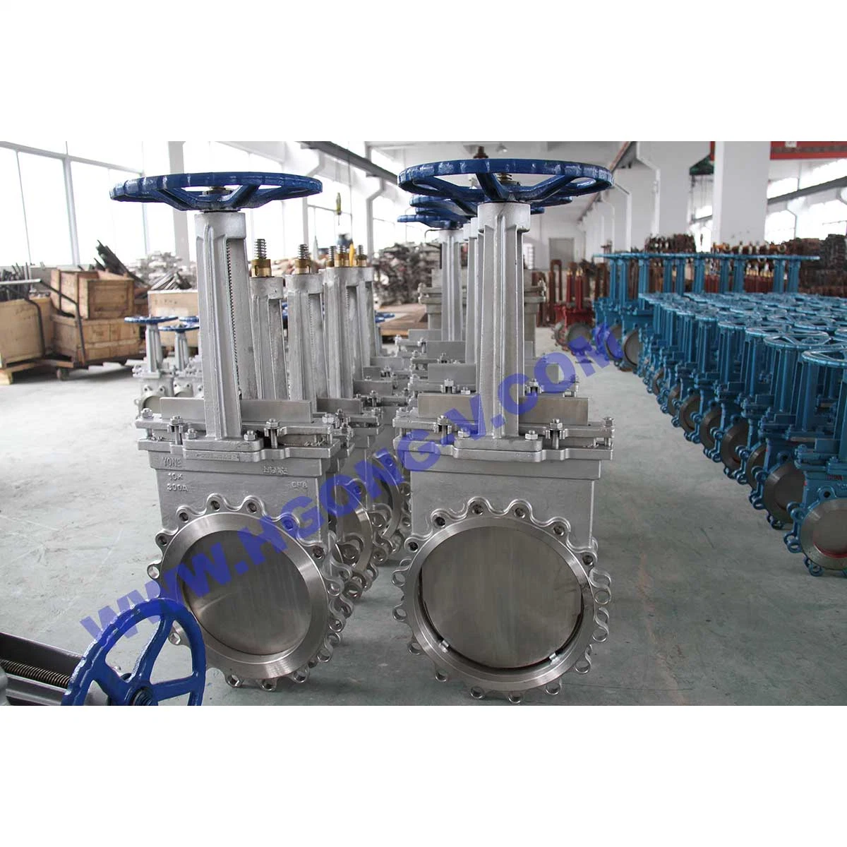 API/DIN/JIS Electric Hydraulic Power Station Plant Stainless Steel 304 Wcb Lug Flange Cl150 10K Knife Gate Valve for Water Control