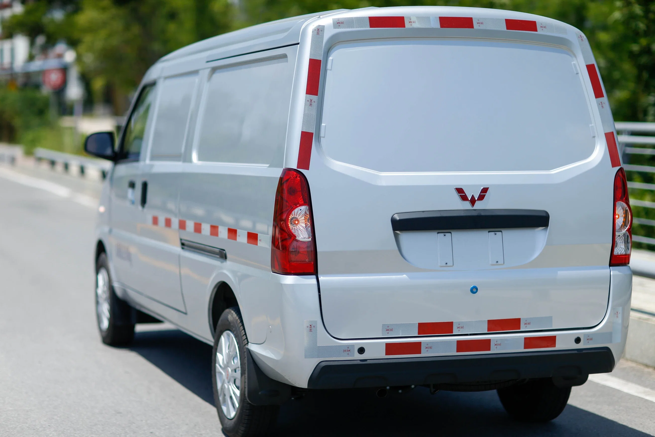 Wuling Mini Van essence avec siège MPV de luxe