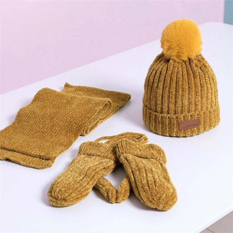 Les enfants de l'hiver POM POM Hat tricoté Hat de gants et de l'Écharpe défini