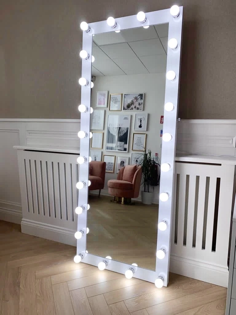 Wholesale Beauty Product LED Makeup Mirorr with Full Length Mirror