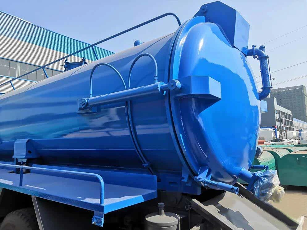 Hot Sale China HOWO Suction Sewage Truck 336HP 6*4 for Sale