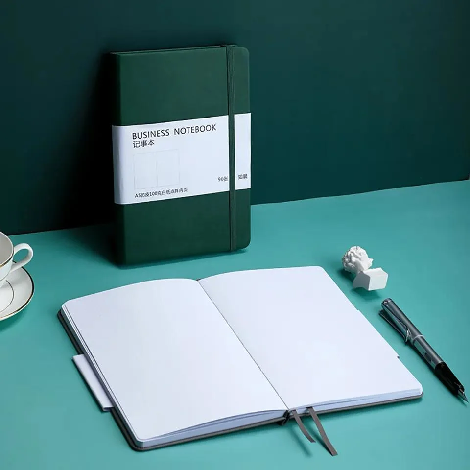 Notebook verde feita de Pedra - uma escolha Eco-Conscious Papel para escrita