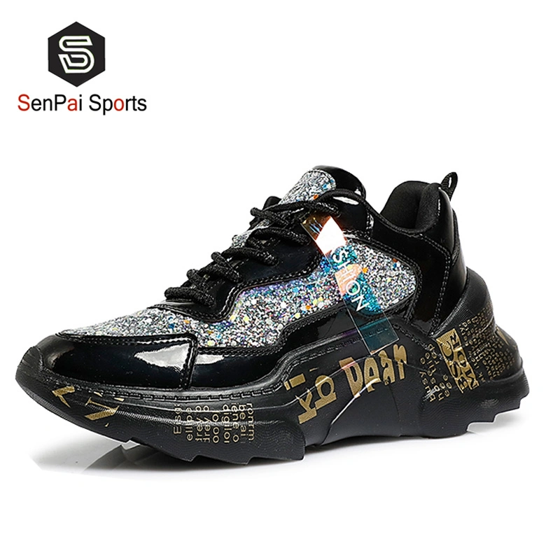 2021 Trend Branded Shinny Sneakers Popular Lady Fashion Footwear