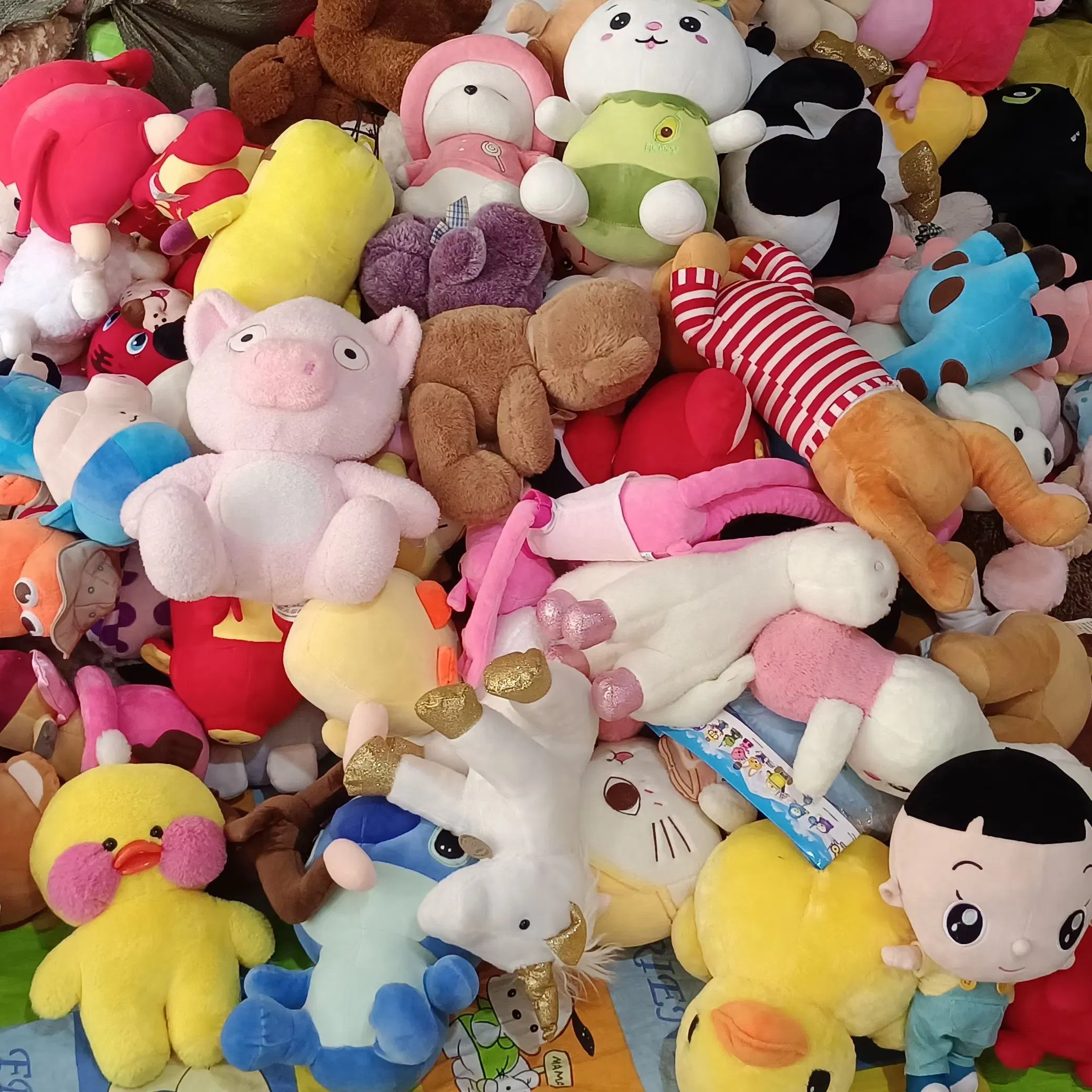 Juguete de peluche en Stock Toys vendidos por Kg varios Cartoon Juguetes de animales tirar almohadas