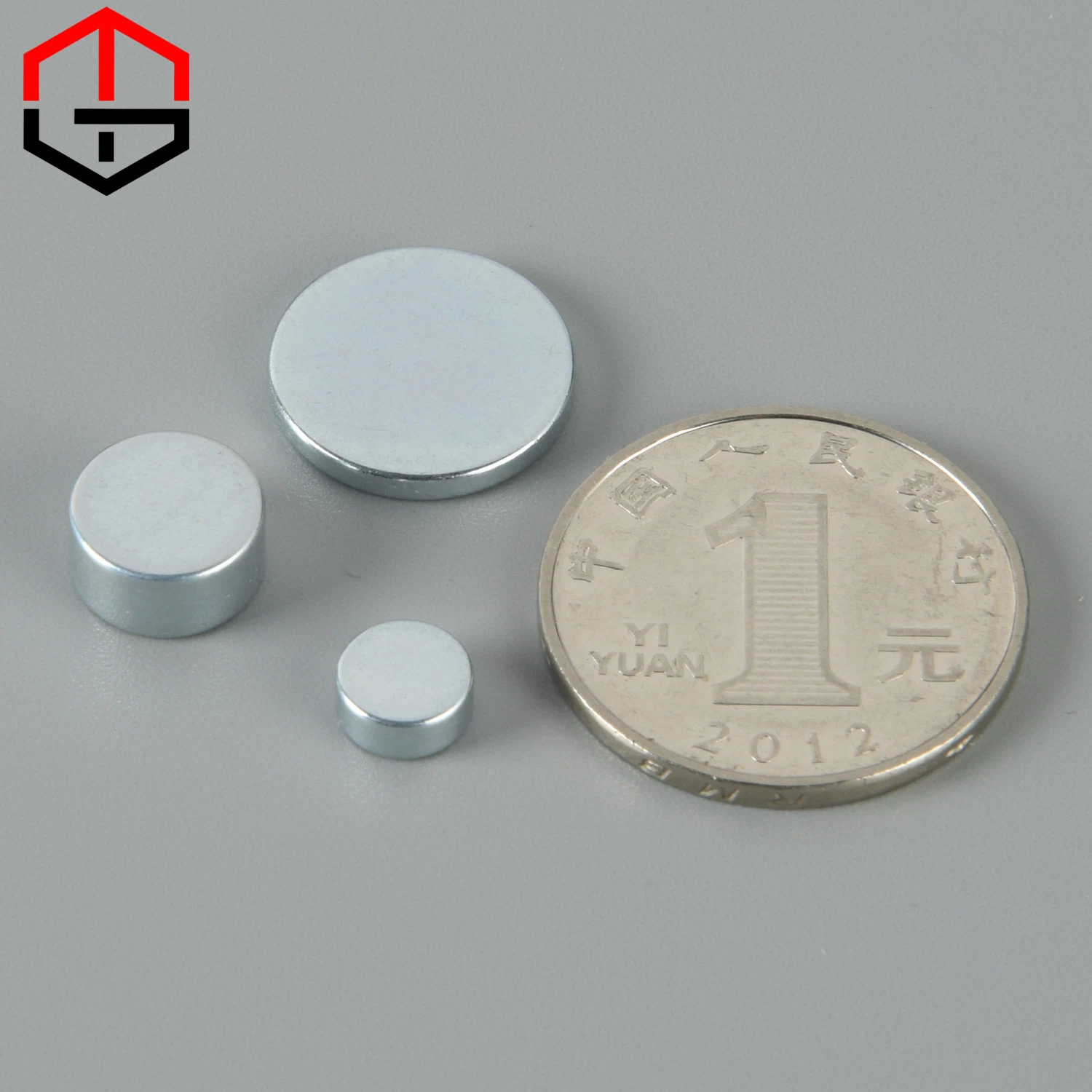 NdFeB Disc Wholesale/Supplier N35-N52 Strong Permanent Neodymium Magnet for Gift Box/Sensor/Speaker/Equipment/Tool