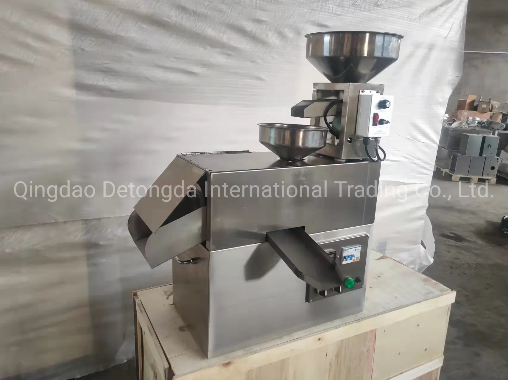 Home Use Automatic Small 52type 220V 380V Peanuts Olive Soybean Oil Press Machine