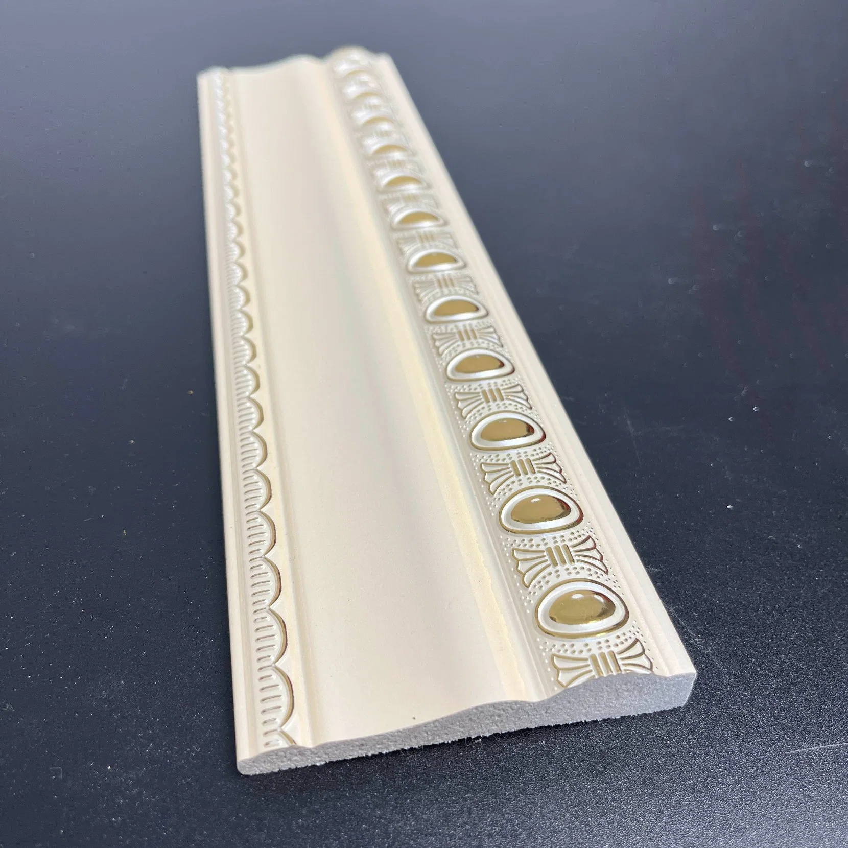 Customized Design Ceiling Skirting Wall Skirting Board LED Skirting Board Machine Skirting Board Corner Protector