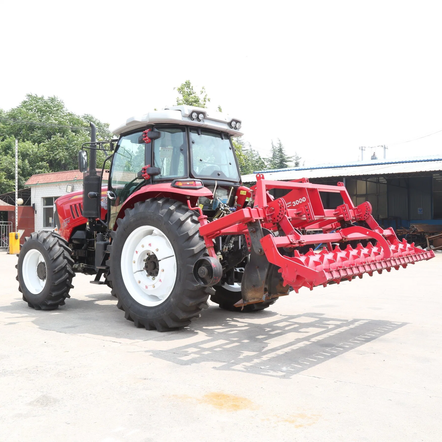 China Taihong Brand 180HP 4WD Compact Farm Tractor Th-1804