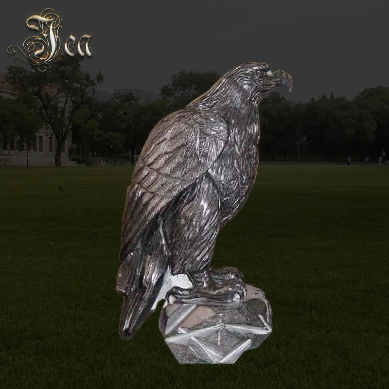 Adaptado al aire libre animales tallados en piedra de talla de Eagle Hawk estatua de mármol para jardín