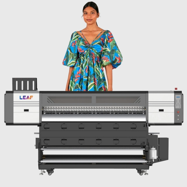 طابعة Sublimation Printer 1.9m i3200 Head Sublimation Printer للطباعة على القمصان