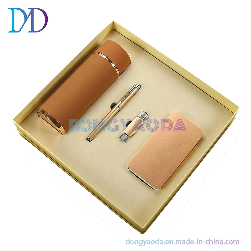 Coffret cadeau personnalisé de mémoire USB Pen tasse vide d'alimentation mobile Four-Piece Coffret cadeau