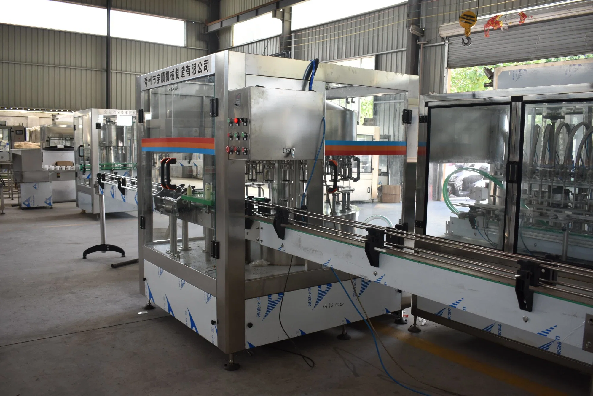 Grape Wine, Fruit Wine, Red Wine Filling Machine Bottling Plant