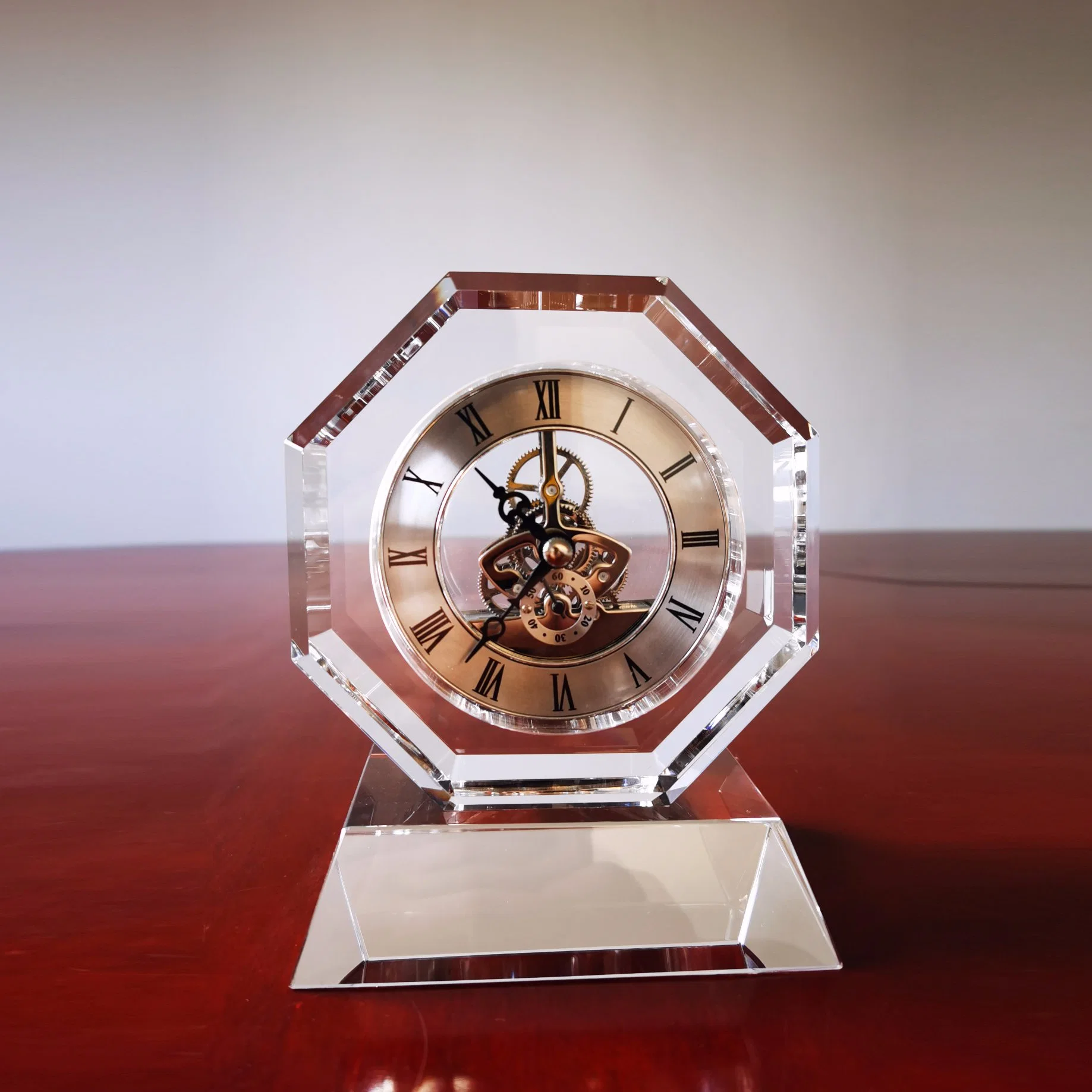 Nouveau trophée horloge en cristal