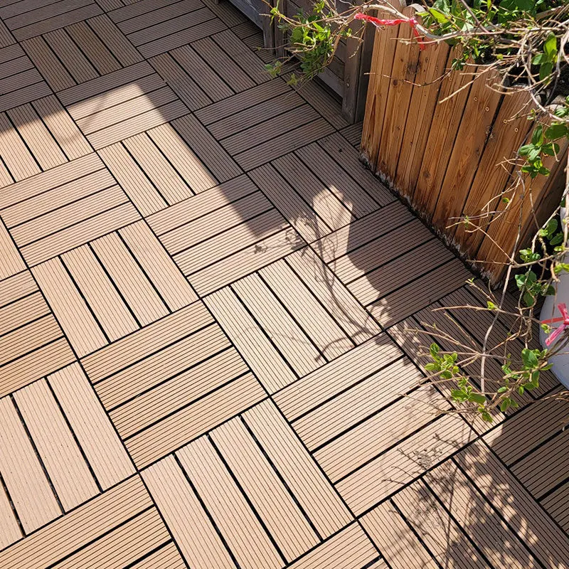 Decoración al por mayor Jardín WPC Bricolaje Decking Tiles 300*300mm WPC al aire libre Baldosas de plataforma entrelazadas