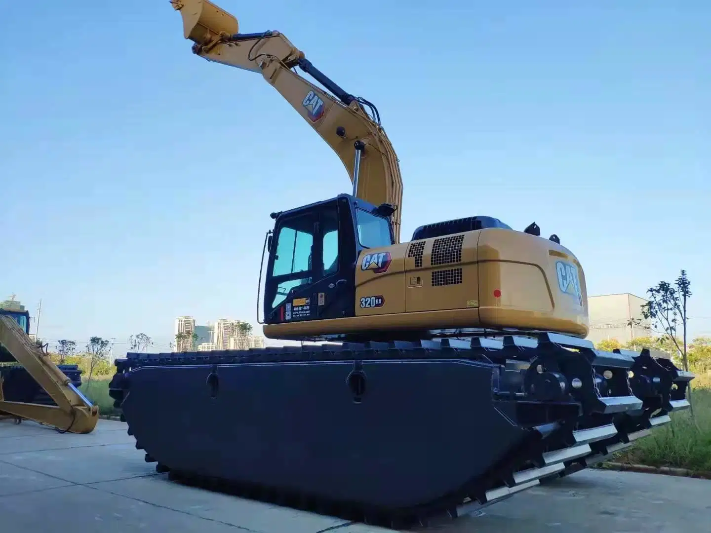 20 Ton Second Hand Cat320 Medium Marsh Buggies High Efficiency Earthmoving Swamp Excavator Water Digger Earthmoving Equipment