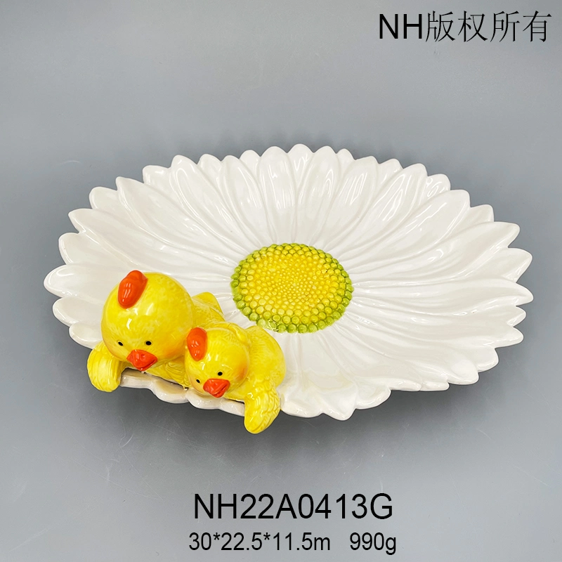 Ceramic Lovely Two Chickens Lie on Daisy Flower Pearl Color Plate Interesting Funny Dinner Plate for Children Home Hotel