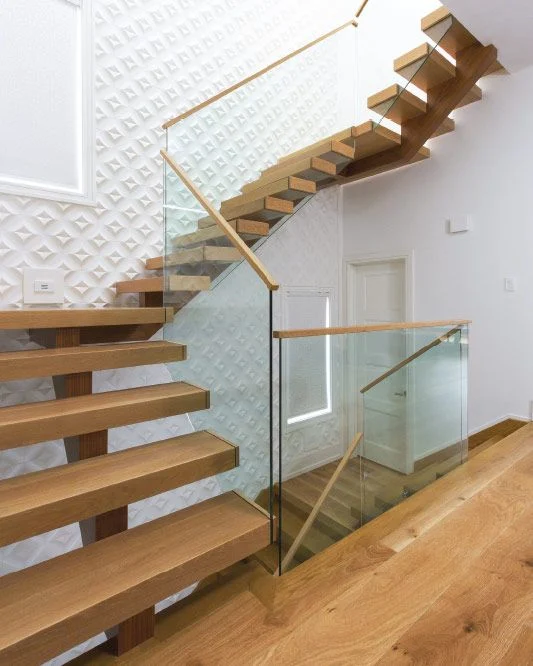 Commercial Indoor Steel Railing Staircase Oak Wood Straight Staircase Design