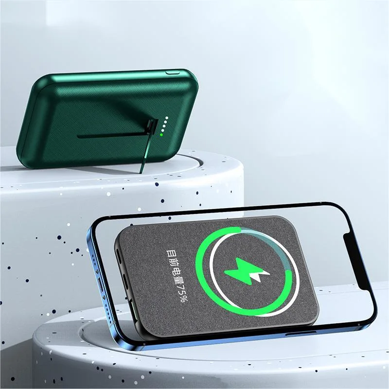 Alimentation mobile de chargement sans fil avec chargeur de chargement magnétique sur socle 5 000 mAh