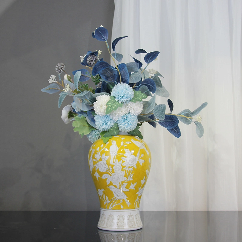 V145 Chinese Style Antique Wedding Table Ornament Ceramic Vases Single Yellow Flower Vase for House