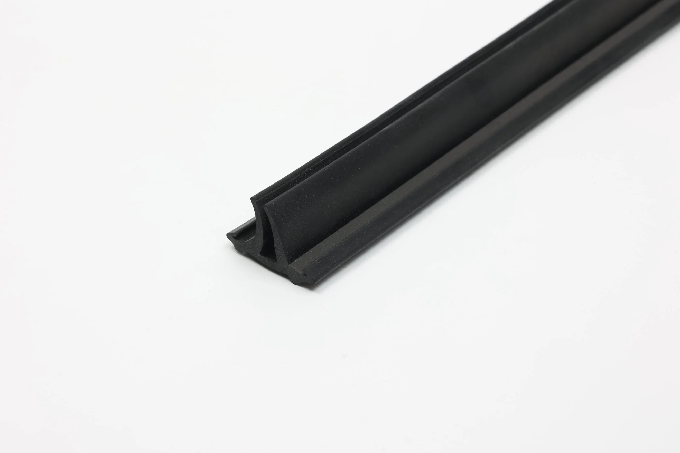 Extrusion Profile, Heat-Resistant, Waterproof, Sealing Strip, Triangular, Made of EPDM