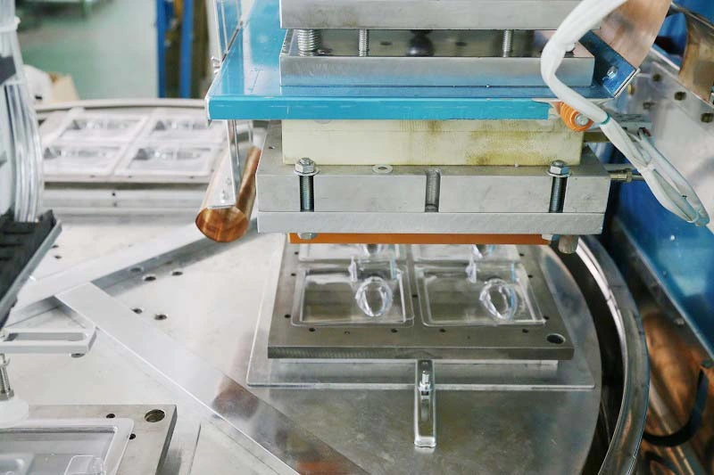 La frecuencia de alta automática Máquina de embalaje blister, Hf sellado y la máquina de corte (HR-15KW-6AC)