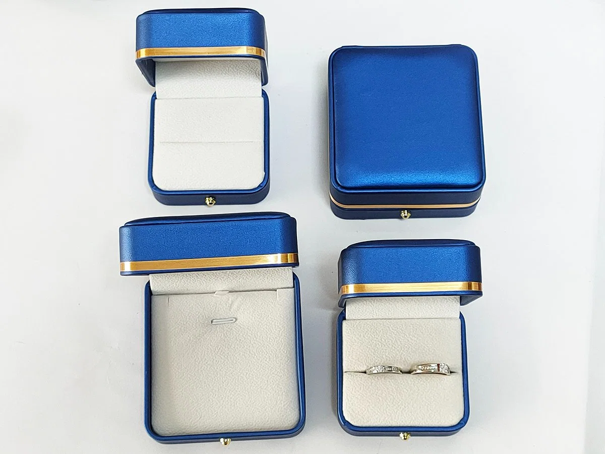 Top Grade Jewelry Box Badge Lapel Pin Box Trophy Keychain Box