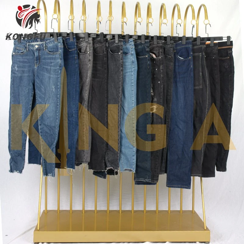 Mixed Clothes Bales Bundle Used UK Female Male Winter Denim Jeans Used Clothing Bales 45kg in Uganda