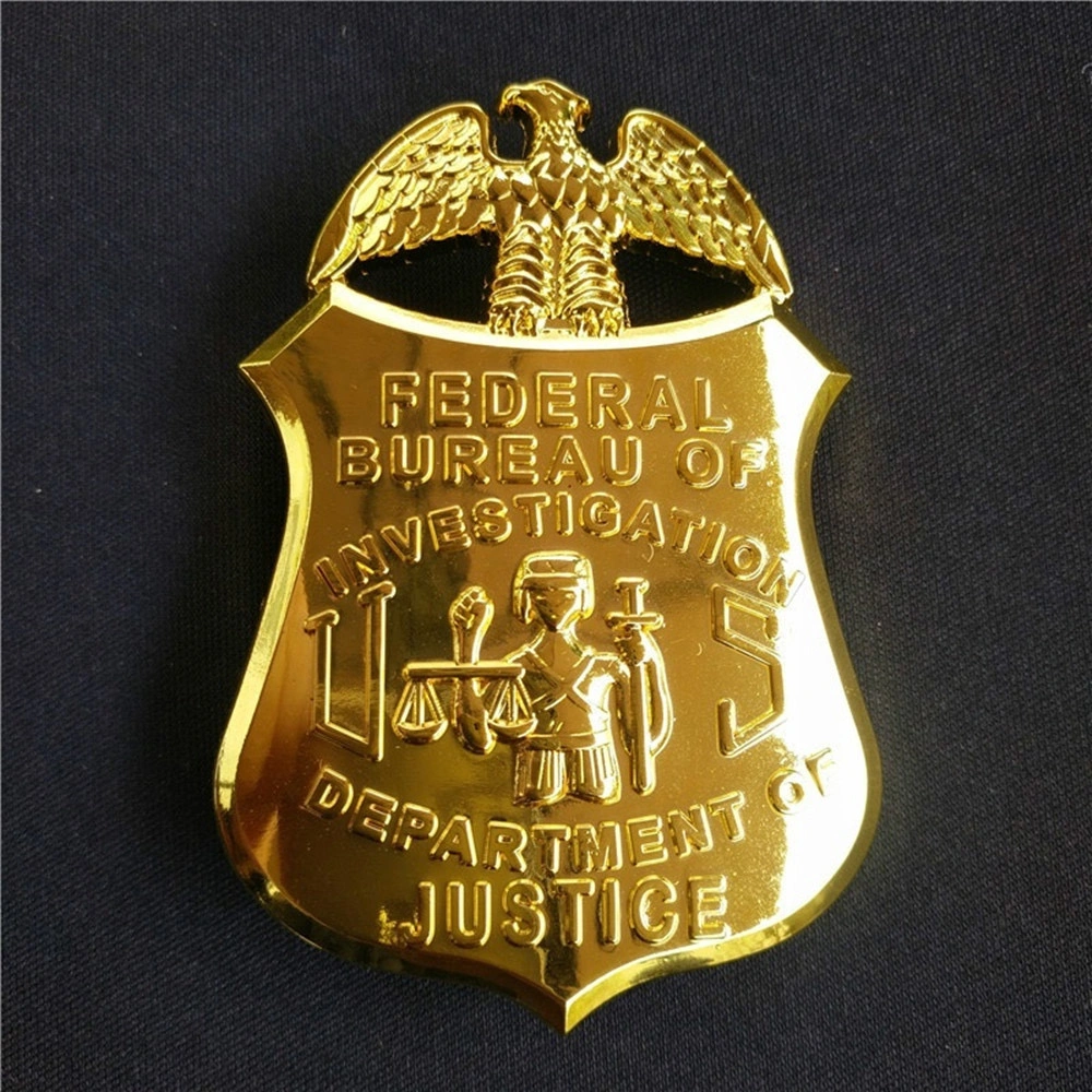 China Manufacturer Promotional Gift Custom Logo Gold Enamel Lapel Pin Metal Military Army Police Security Men Suit Flag Metal Badge