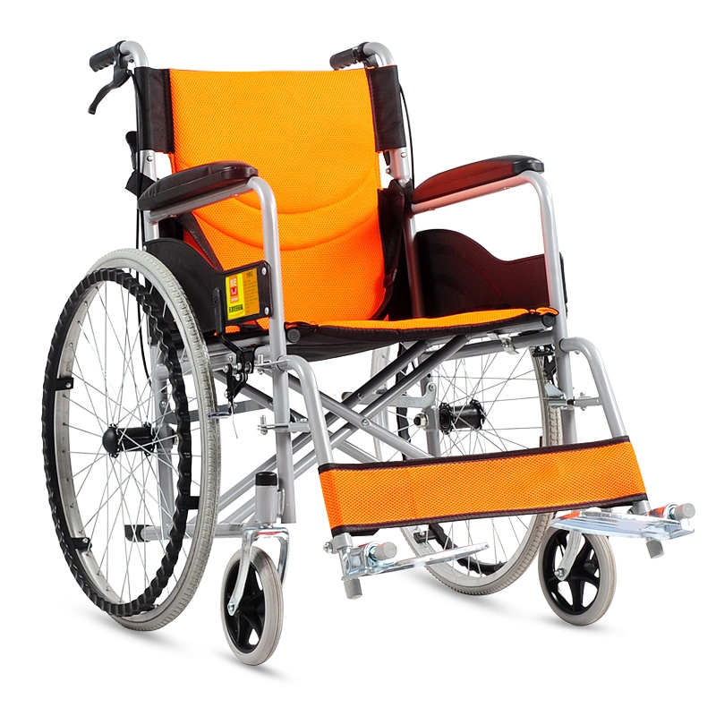 Peso ligero de aleación de aluminio plegable y económica silla de ruedas manual