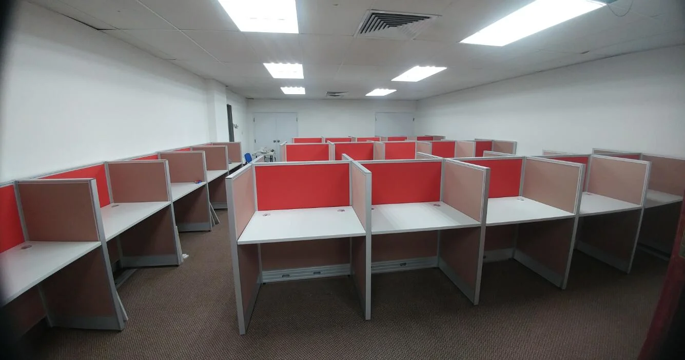 Chinese Factory Made Office Furniture MFC Office Cubicle Workstation Desk Cluster