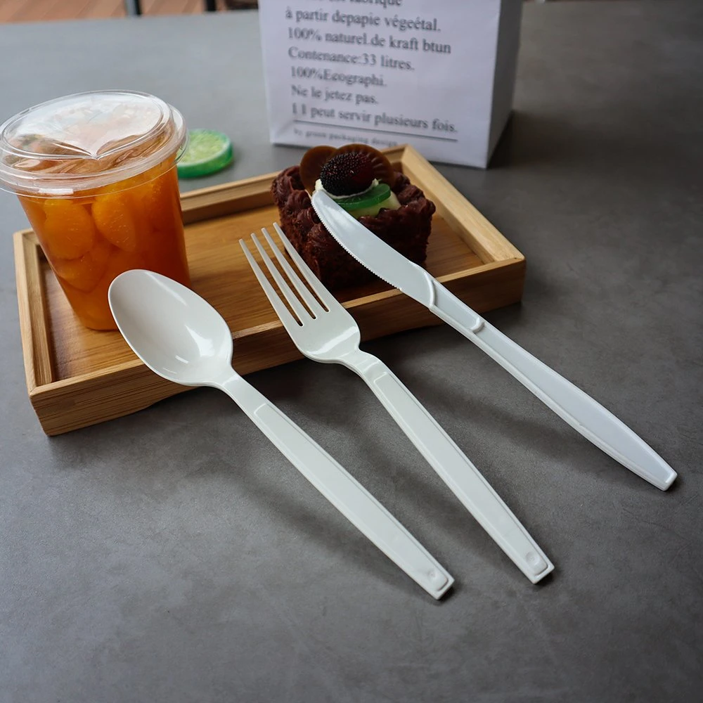 Disposable Plastic Cutlery 179mm Length PS Plastic Cutlery Set with Paper Towel White Custom for Takeaway