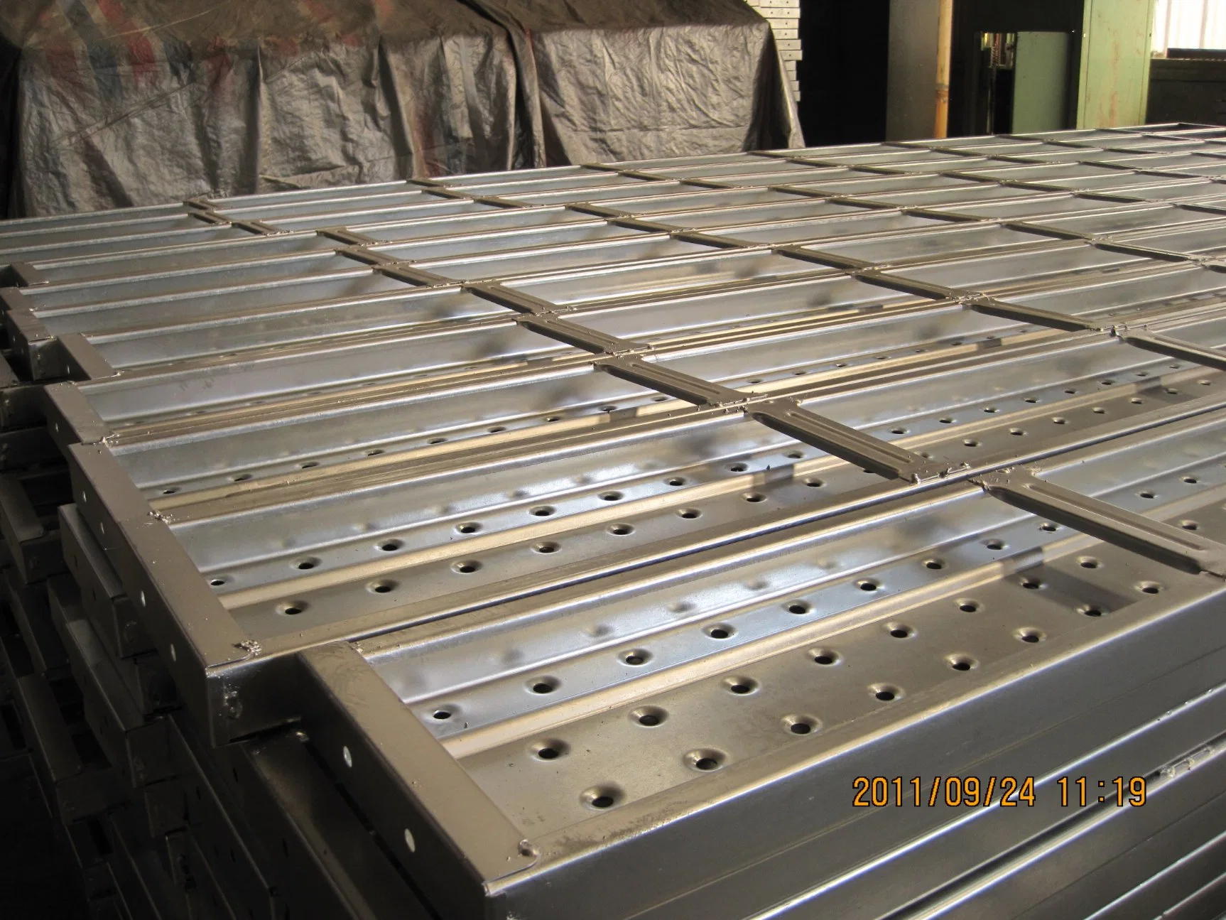 Made in China Construction Galvanized Metal Steel Scaffold Plank for Sale Steel Scaffold