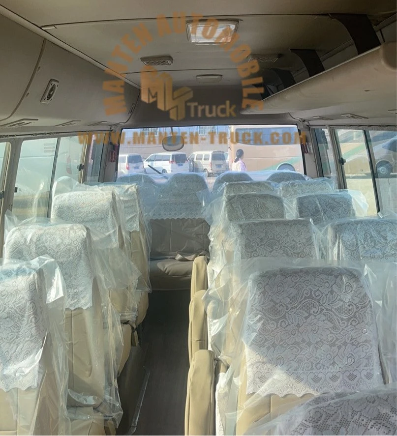 El precio bajo el gasóleo utilizado Bus 24-30 escaños Toyota Coaster en mini bus para la venta