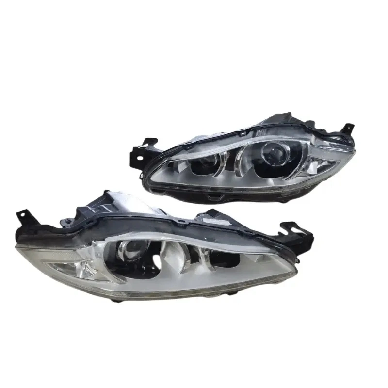 Used Dismantling of High-Quality OEM Car Headlights Suitable for Jaguar Xj Automatic Hernia Headlights in The United States or T