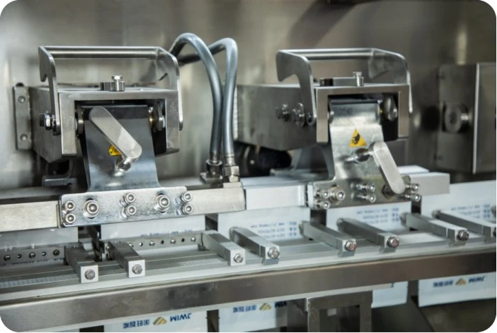 Automatische Horizontale Ffs Granule Doppelbeutel Twin Link Beutel Verpackung Verpackungsmaschine