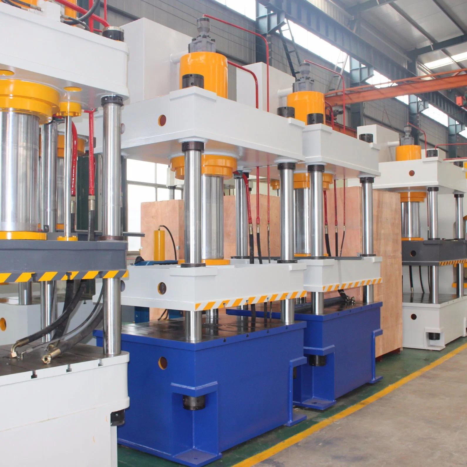 Yq32-200t 4 Column Metal Drawing Hydraulic Press