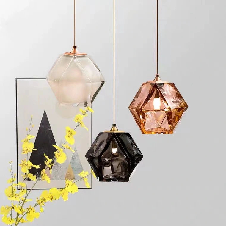 Zhongshan Lighting Factory Farbe Glas Kronleuchter Drop Light Kronleuchter Licht Schwarze Rose Gold Weiß Bunte Bubble Home Beleuchtung Pendelleuchte