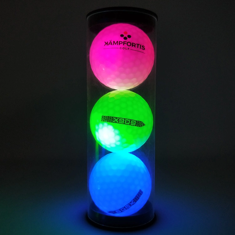 LED de colores brillan en la oscuridad parpadeando pelota de golf de la luz brillante de larga duración Fabricante Set de Regalo de la noche Deportes
