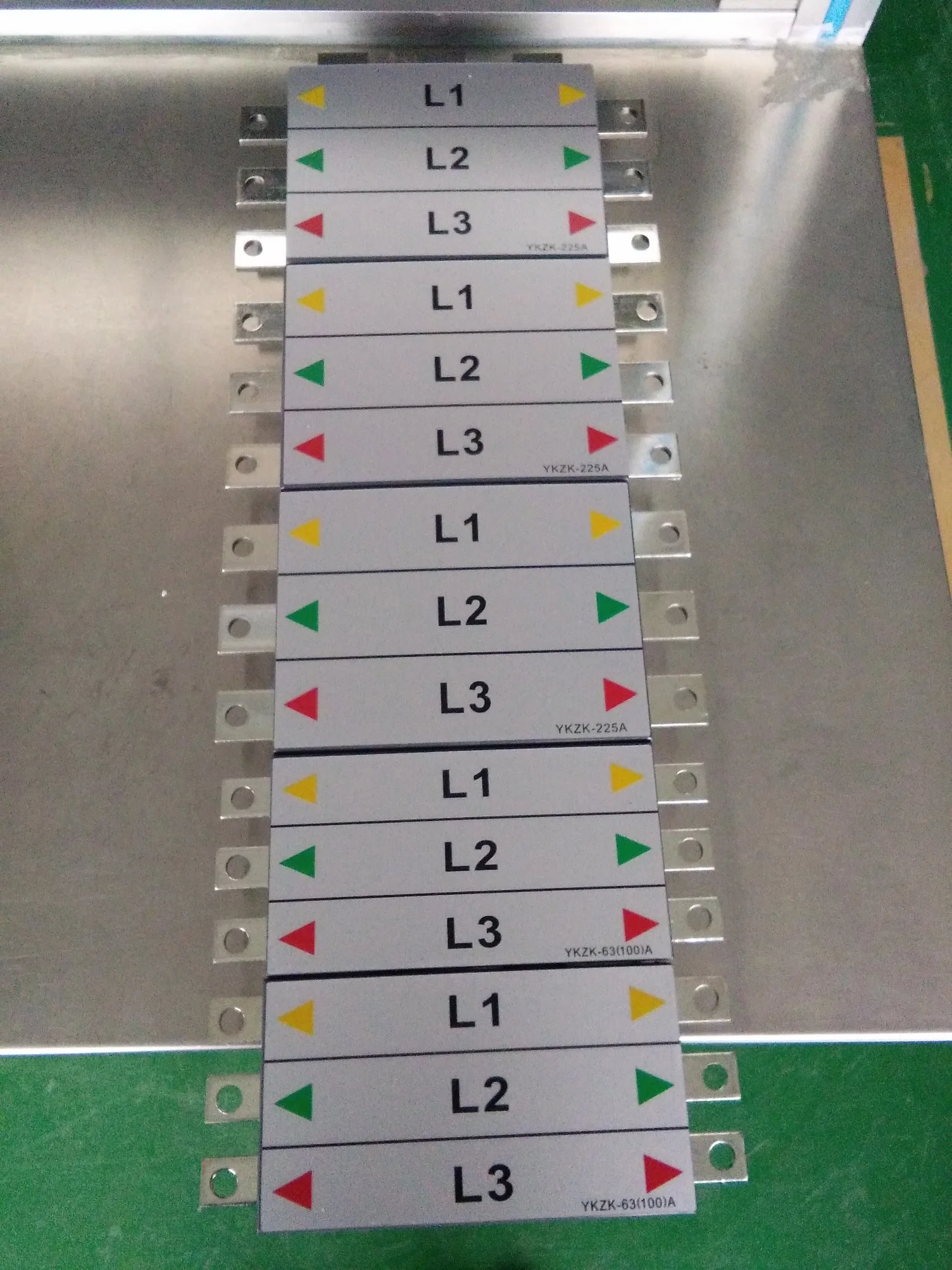 MCCB Busbar and Pan Assembly in Distribution Box