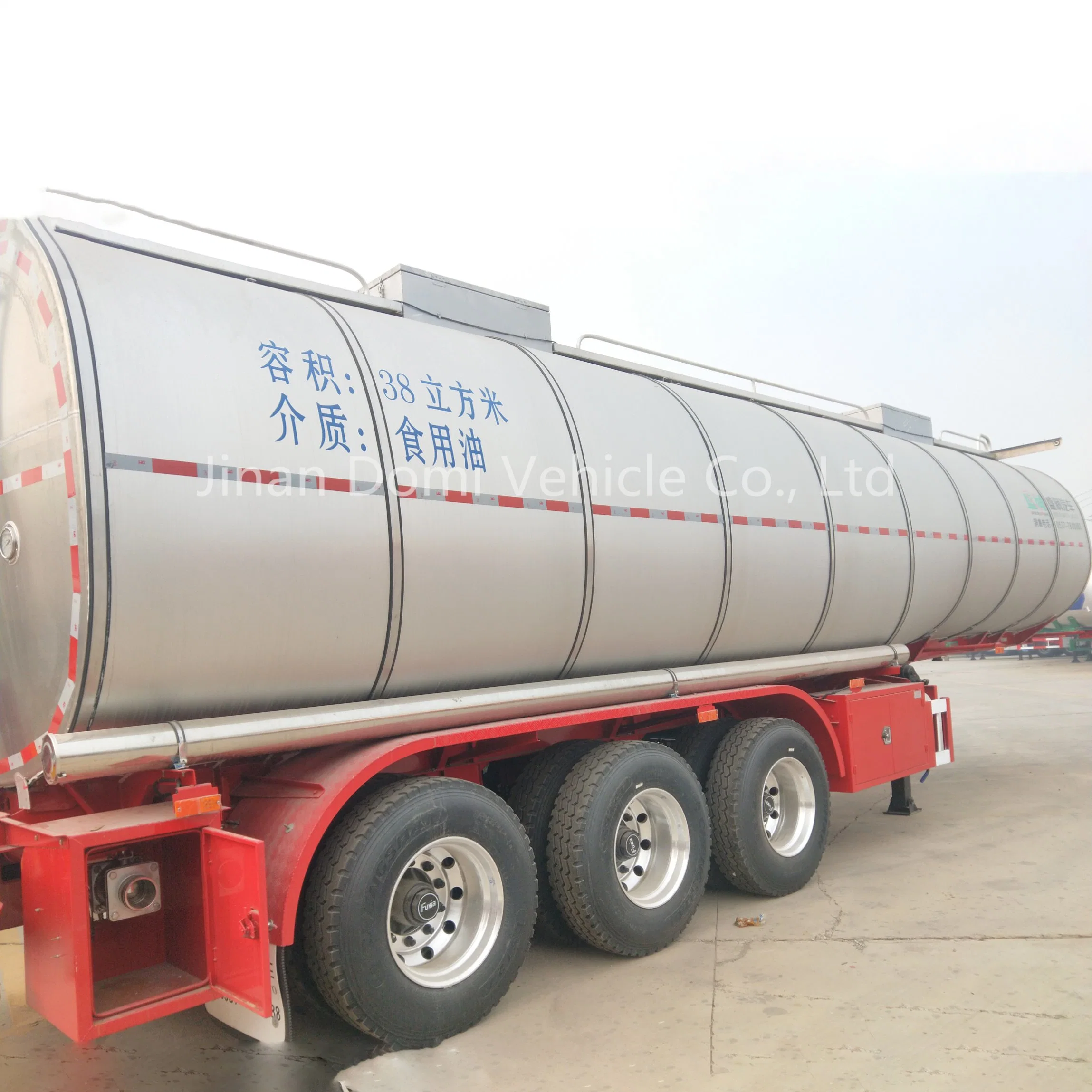 10000 Gallan Tanker Trailer in Stock Volume Optional Milk Transport or Other Food Tank Fuel Tanker Trailer